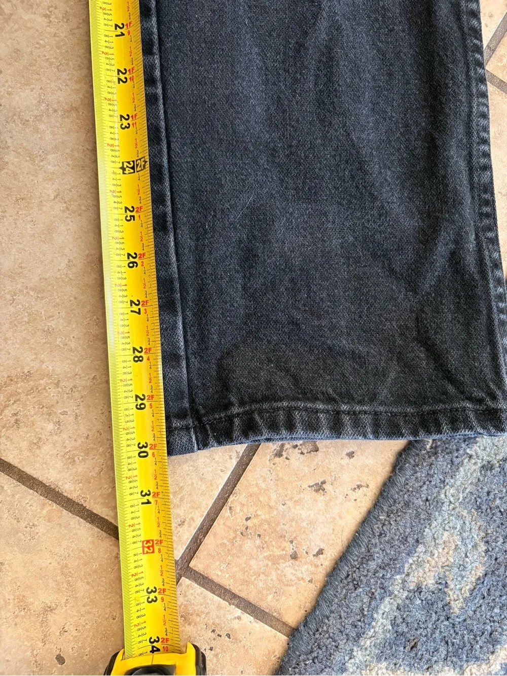 Wrangler A102 Jeans Mens 28x30 Black Denim Cowboy Cut Straight Leg 10M33SEWX